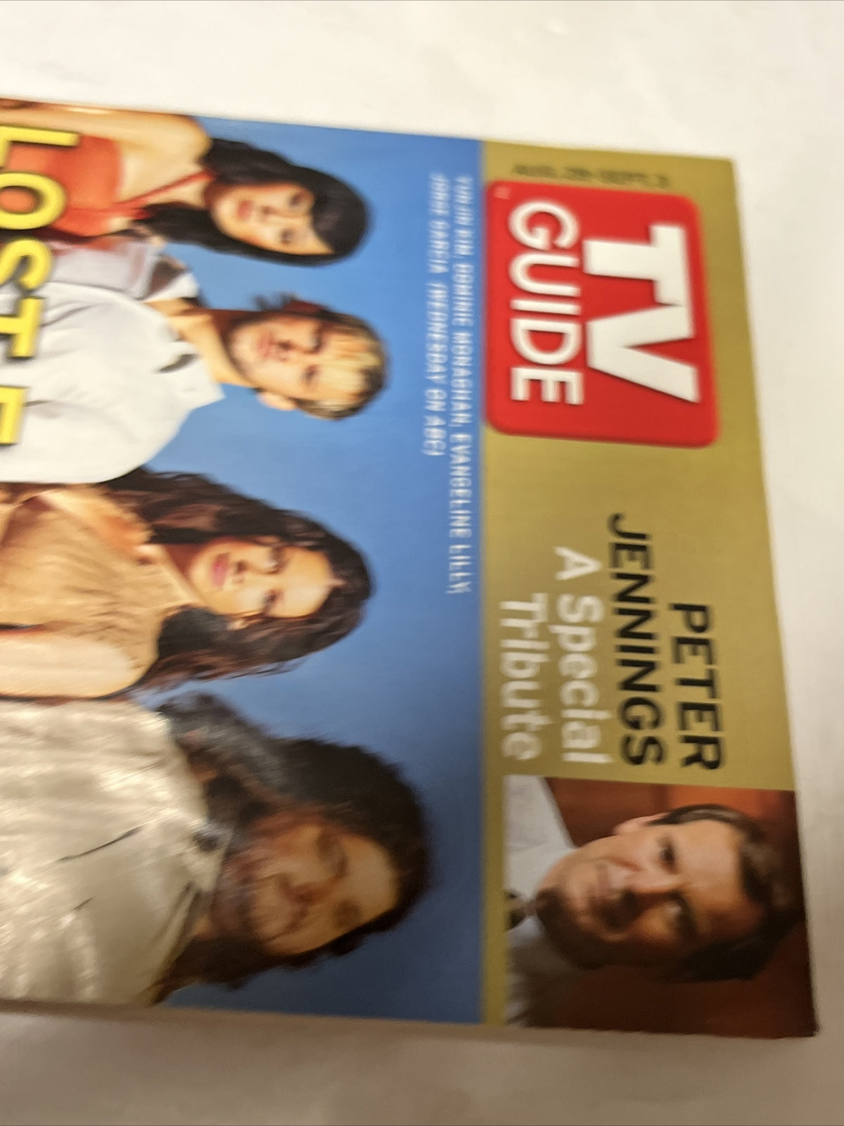 Peter Jennings Yunjin Kim Dominic Monaghan Evangeline Lilly Jorge Garcia Rome