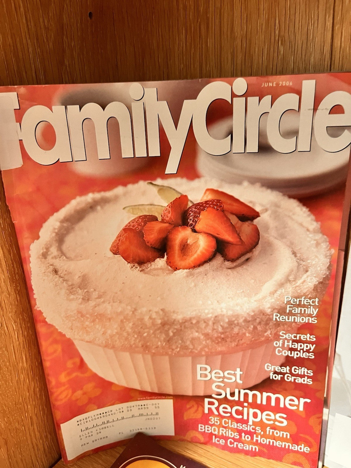 Lot of 8 FAMILY CIRCLE Magazine + Crafts Mag, Quick and Simple Magazine