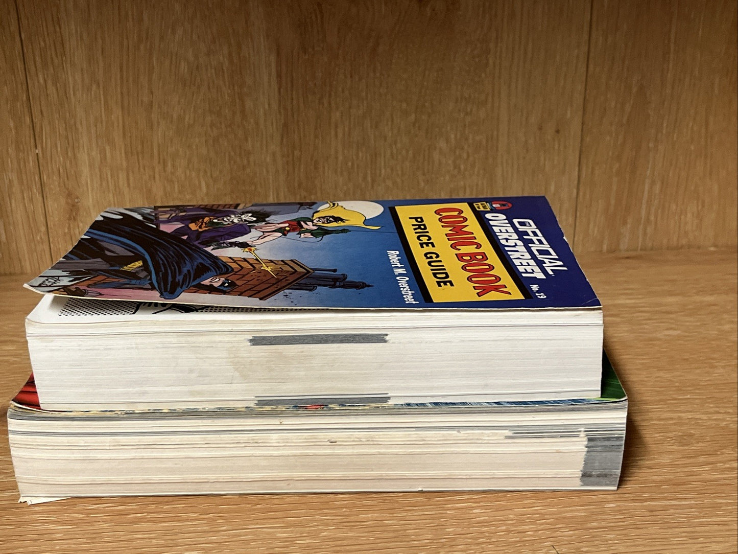 Official Overstreet Comic Book Price Guide  - 19 & 48 Edition 1989 | 2018-2019