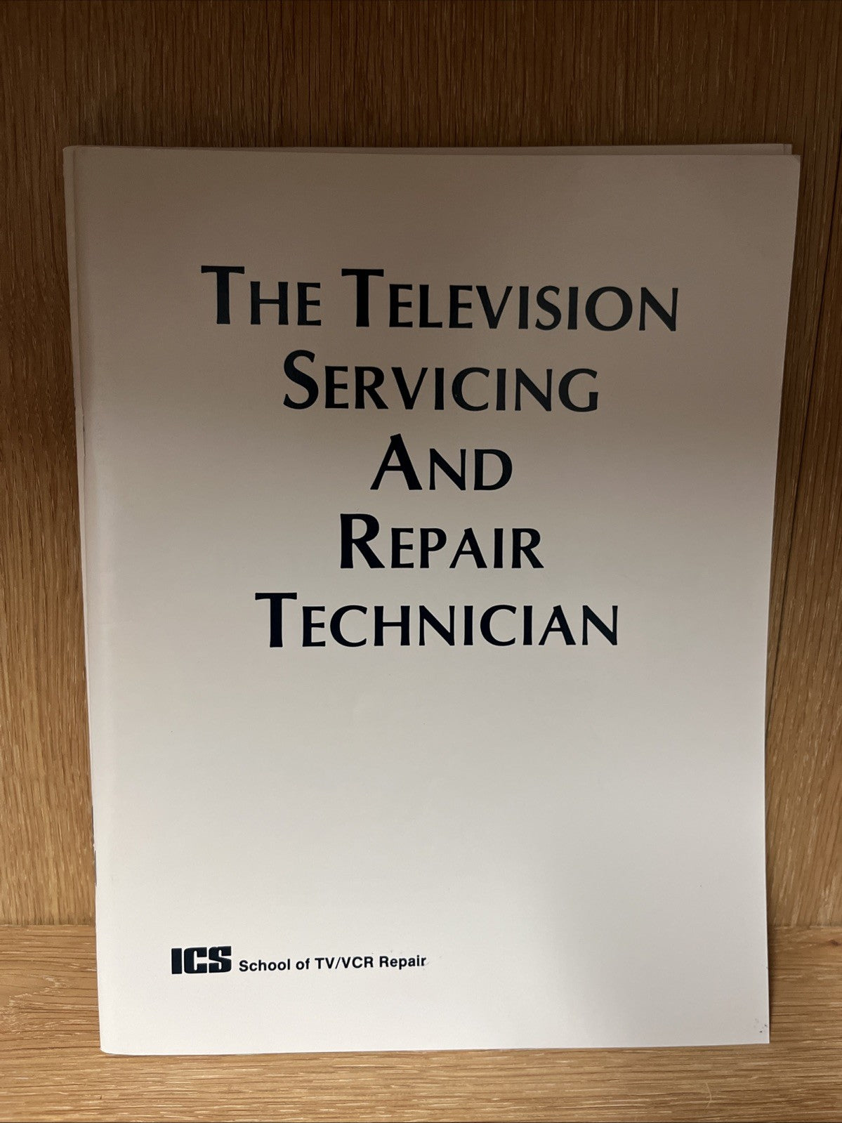 Lot of 13 School of TV and VCR Repair Parts ICS Manuals 1980s