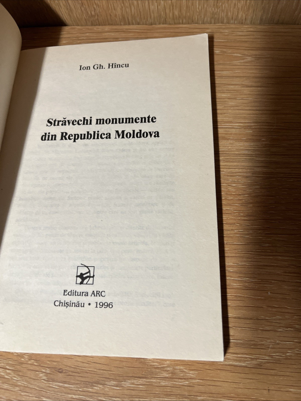 Romania Book Lot of 3 Palatul Viselor | În umbra lui Shakespeare | Străvechi..