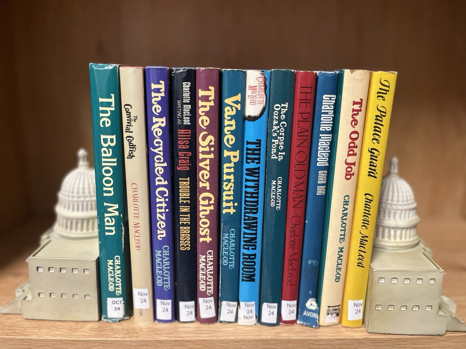 charlotte macleod lot Mystery Novels,12 Hardcover Book Lot