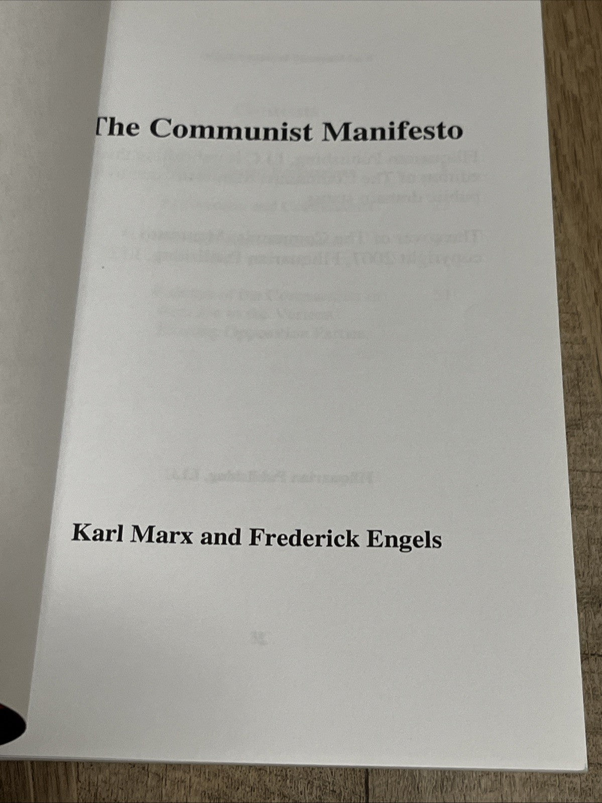 THE COMMUNIST MANIFESTO By Karl Marx & Frederick Engels **LIKE NEW**