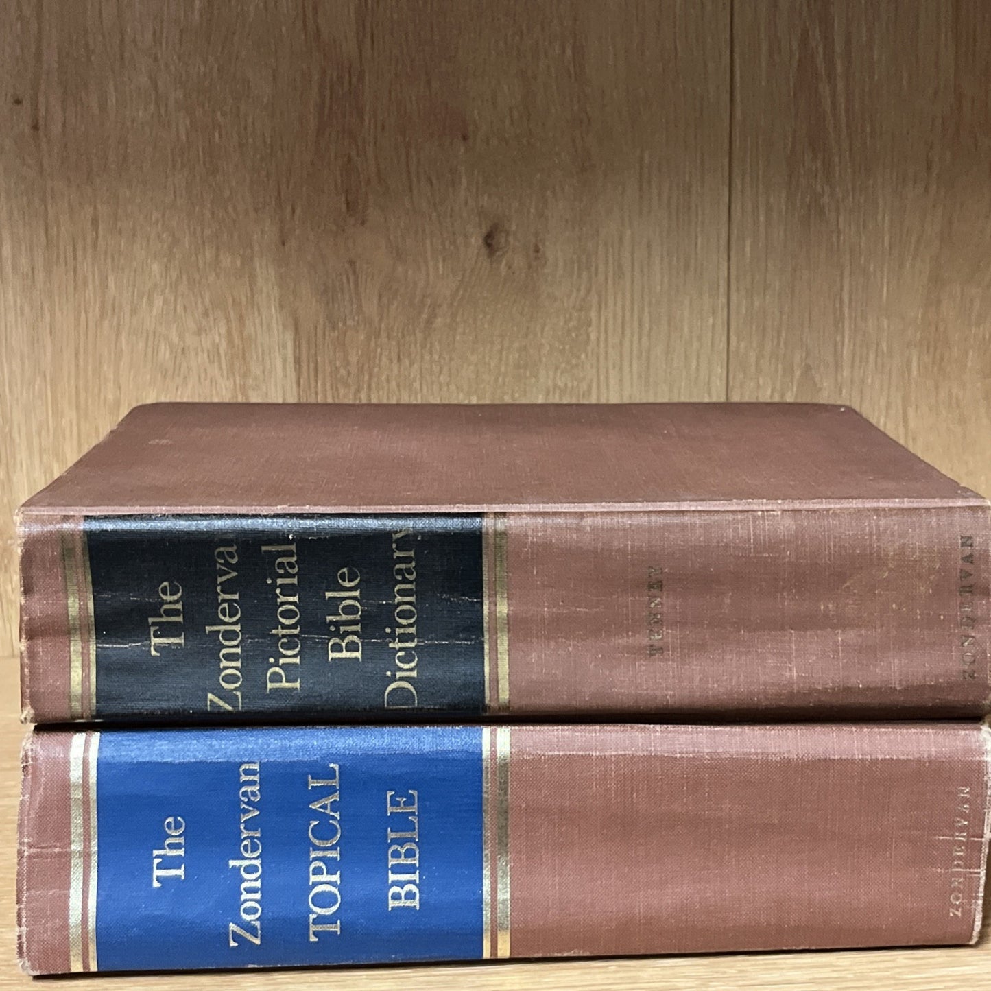 THE ZONDERVAN BIBLE SERIES Lot of 2 Hardcover ( 1969-1971 ) VG+