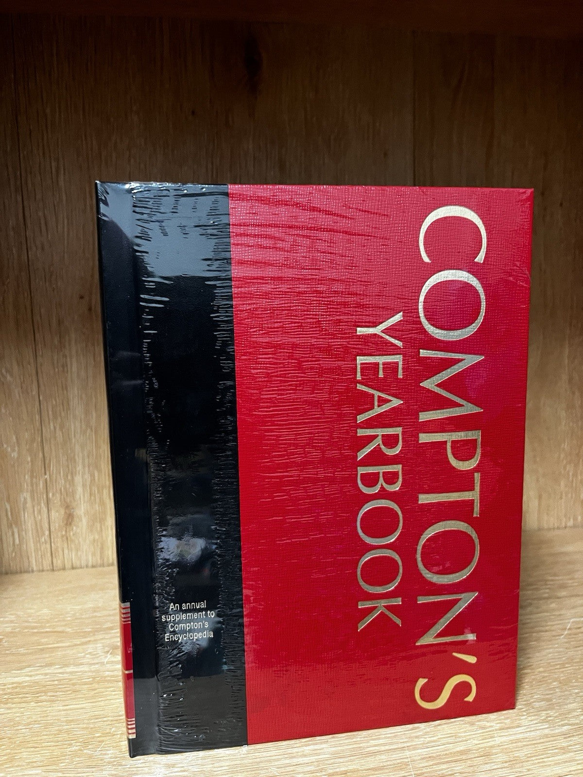 Compton’s Health & Medical Annual Lot 4 from 1997 /98/99/2001 **NEW**