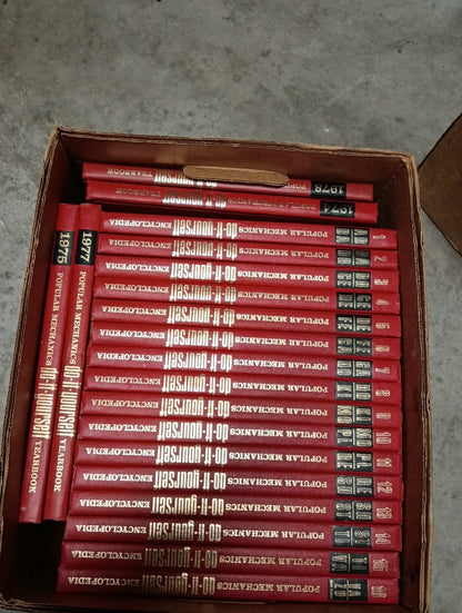 1968 Popular Mechanics Do-It-Yourself Encyclopedia & Yearbooks 1974,75, 77, 78