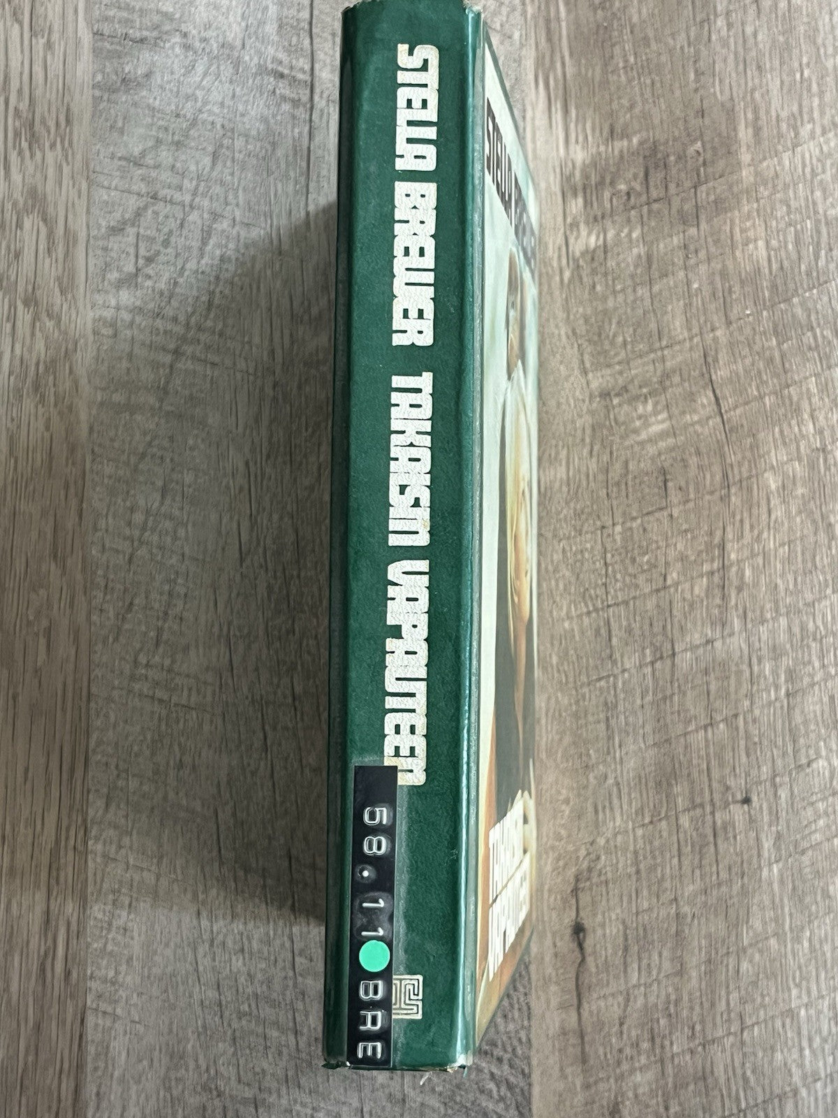 Takaisin Vapauteen The Forest Dwellers 1st Ed Stella Brewer ( 1978,Illus,Finnish