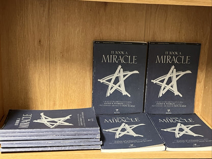 Lot Of 10 It Took A Miracle 18 John W Peterson Classics A Musical For Christmas