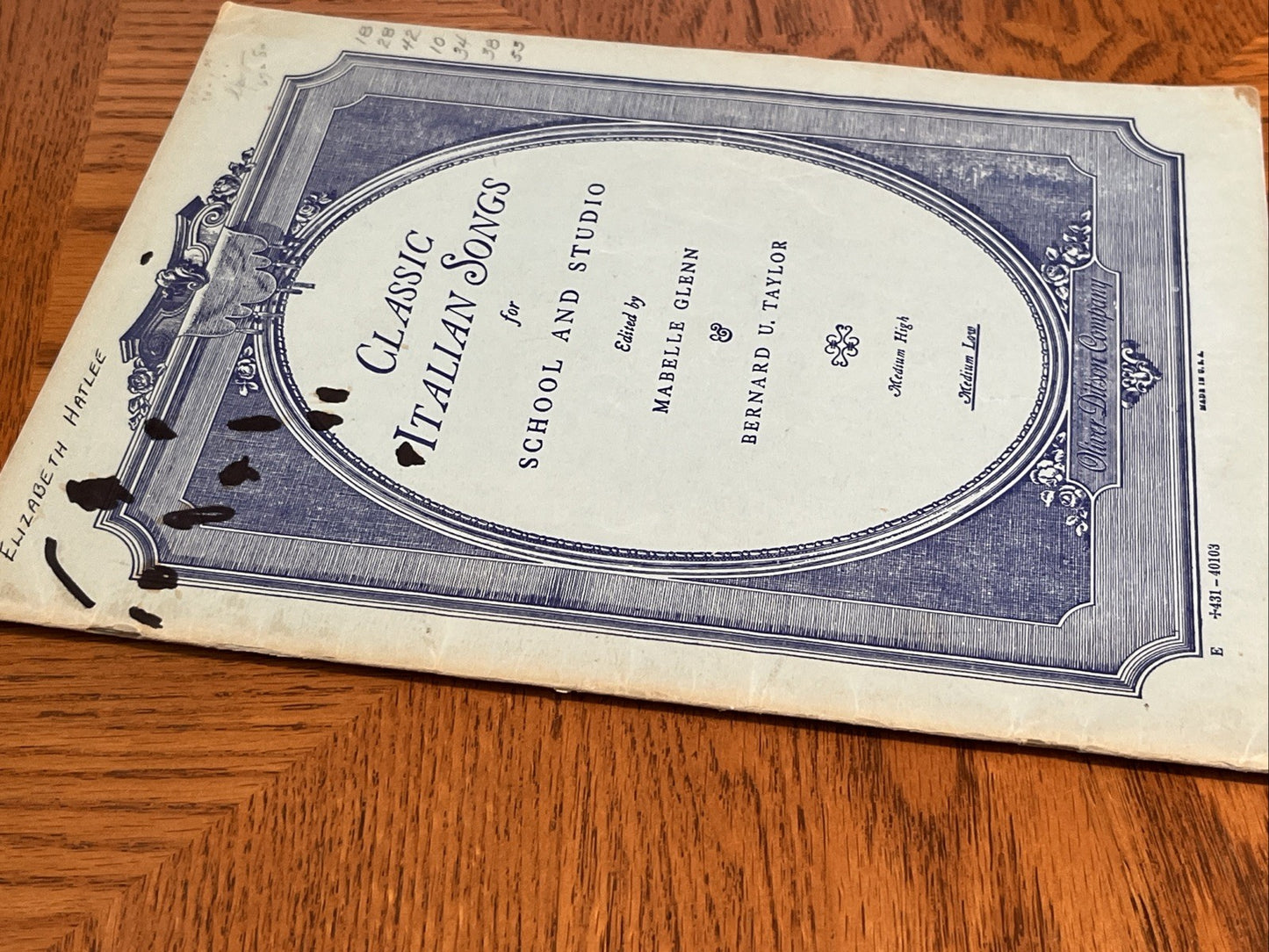 Classic Italian Songs for School and Studio Book, by mabelle glenn, bernard u.