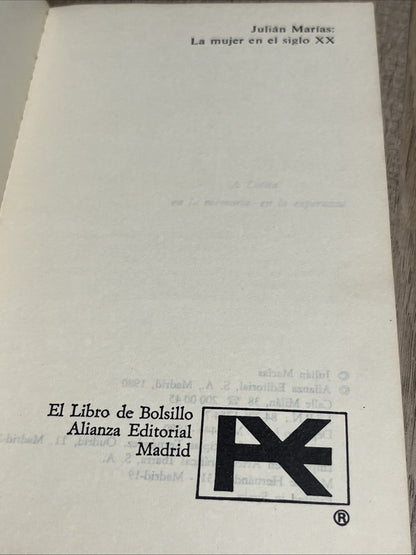 La mujer del siglo XX (El Libro De Bolsillo (Lb)) (Spanish Edition) [Paperback..
