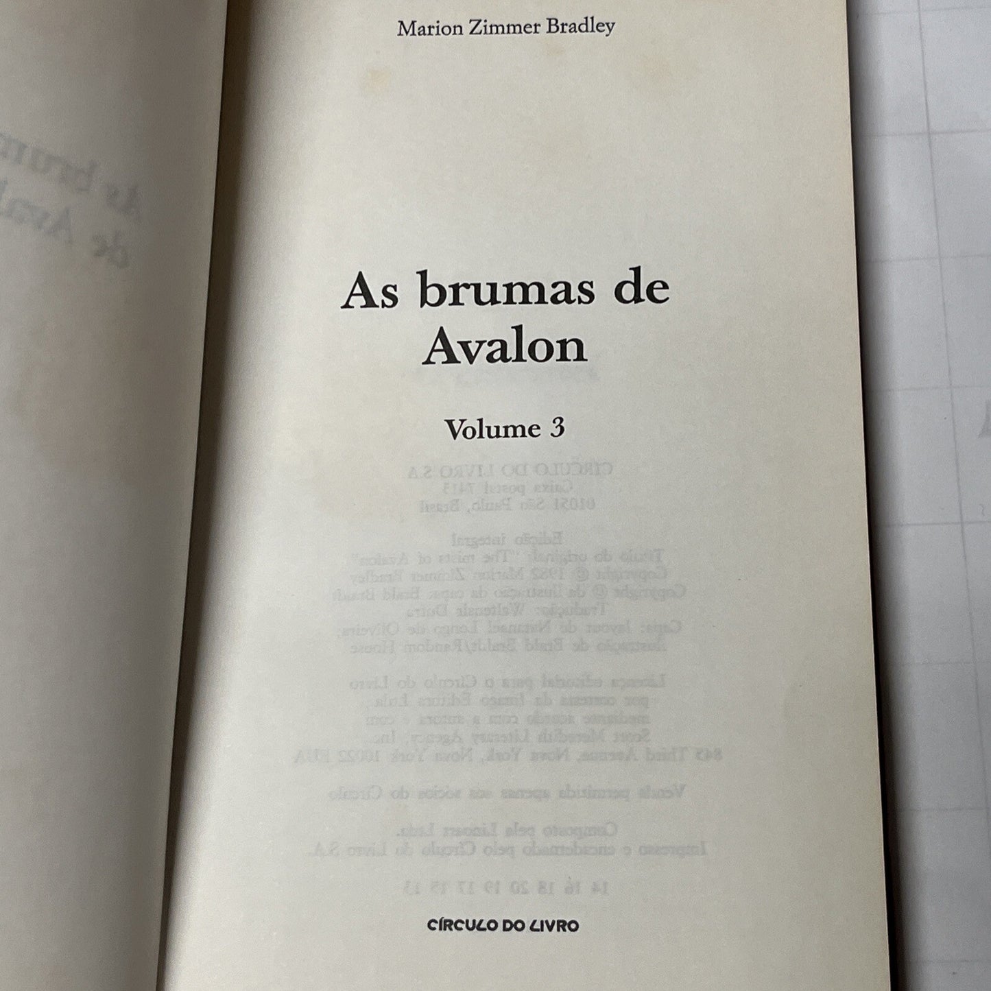 Brumas de Avalon:  Volume 3 - O Gamo-Rei  1982