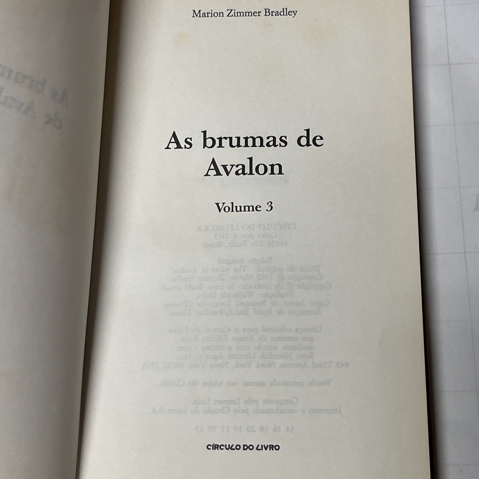 Brumas de Avalon:  Volume 3 - O Gamo-Rei  1982