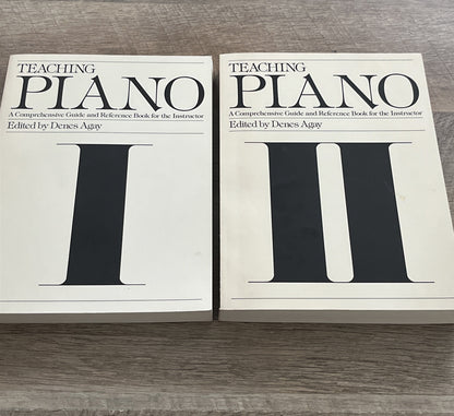 Teaching PIANO A Comprehensive Guide & Reference Book For The Instructor Vol 1&2