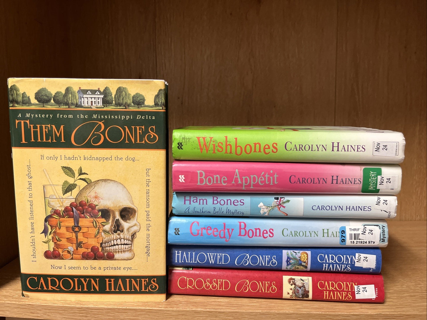 carolyn haines books Lot of 7 sarah delaney & A Southern Belle Mystery