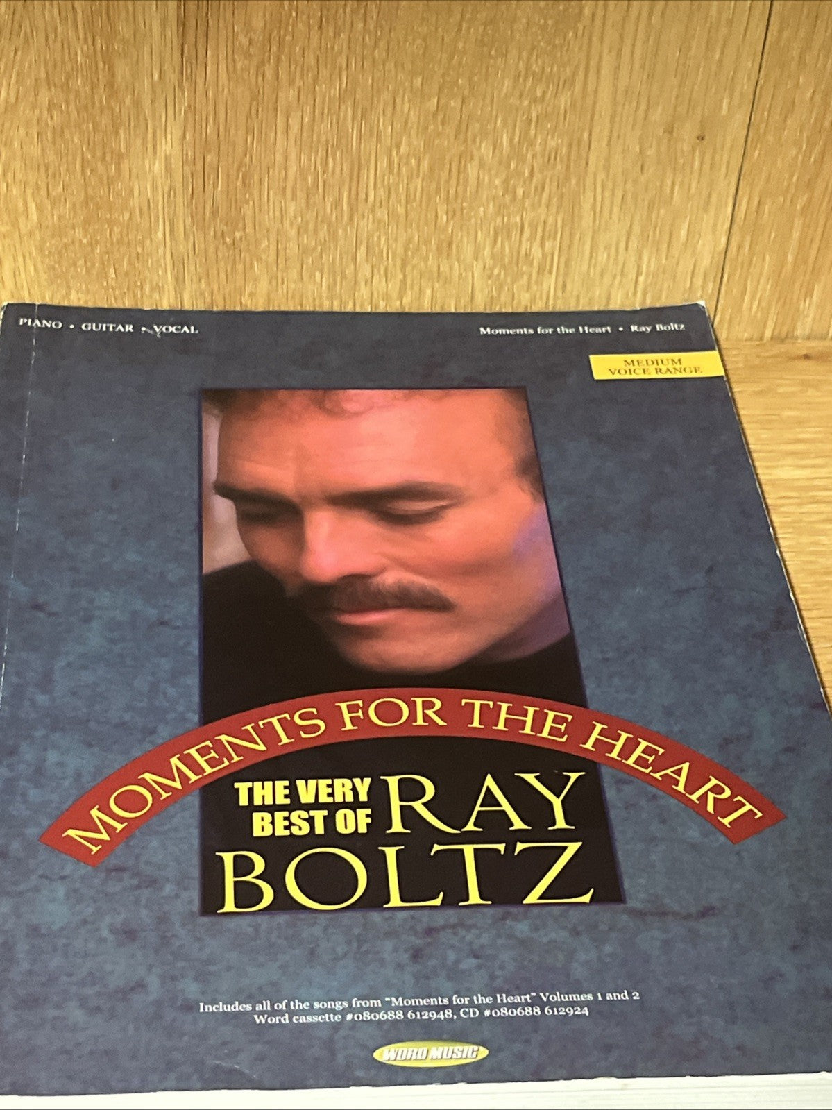RAY BOLTZ MOMENTS FOR THE HEART MEDIUM VOICE RANGE PIANO. GUITAR. VOCAL NO CD