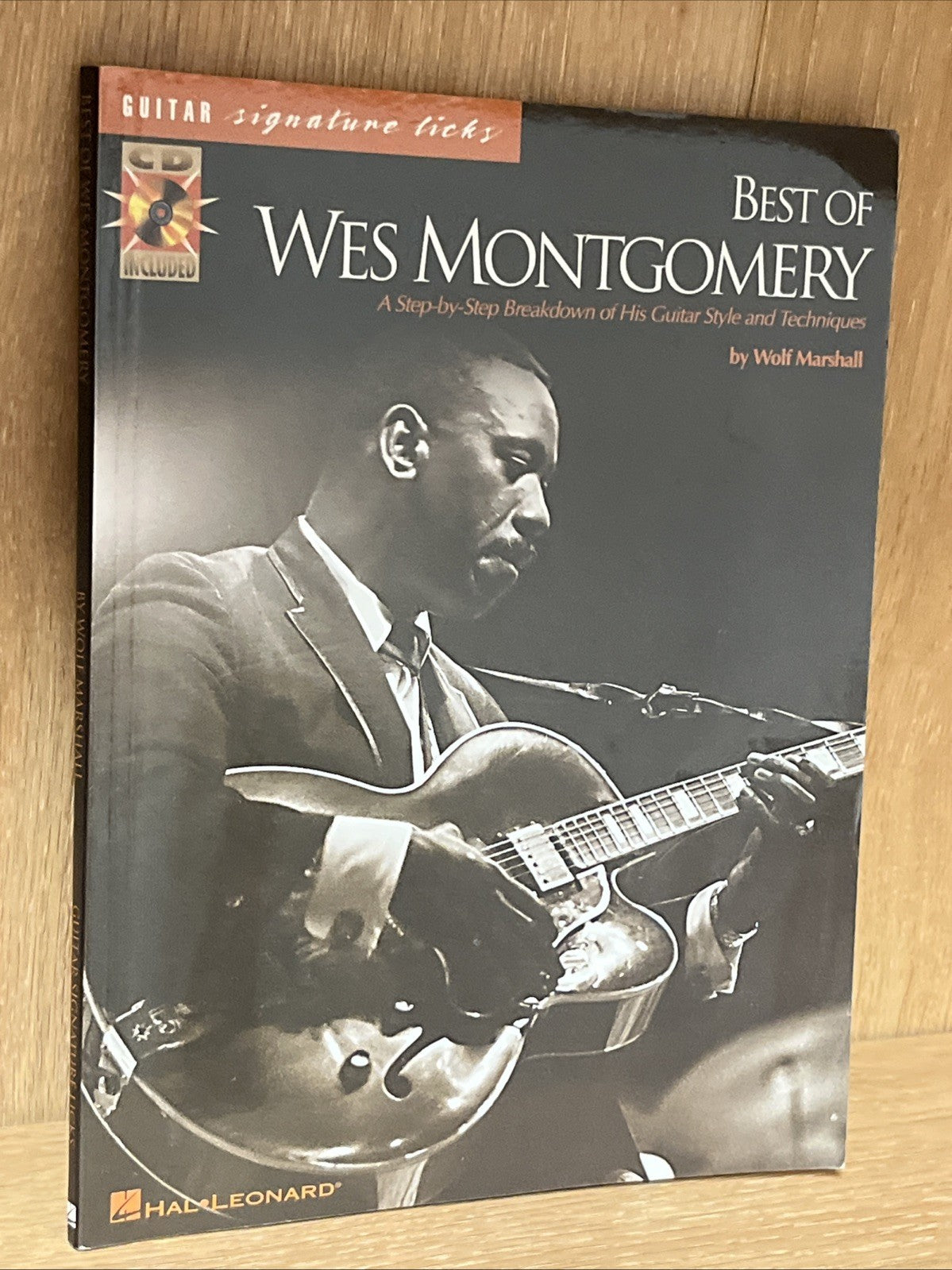 Best of Wes Montgomery: Guitar (Signature Licks) by Wolf Marshall With CD TAB