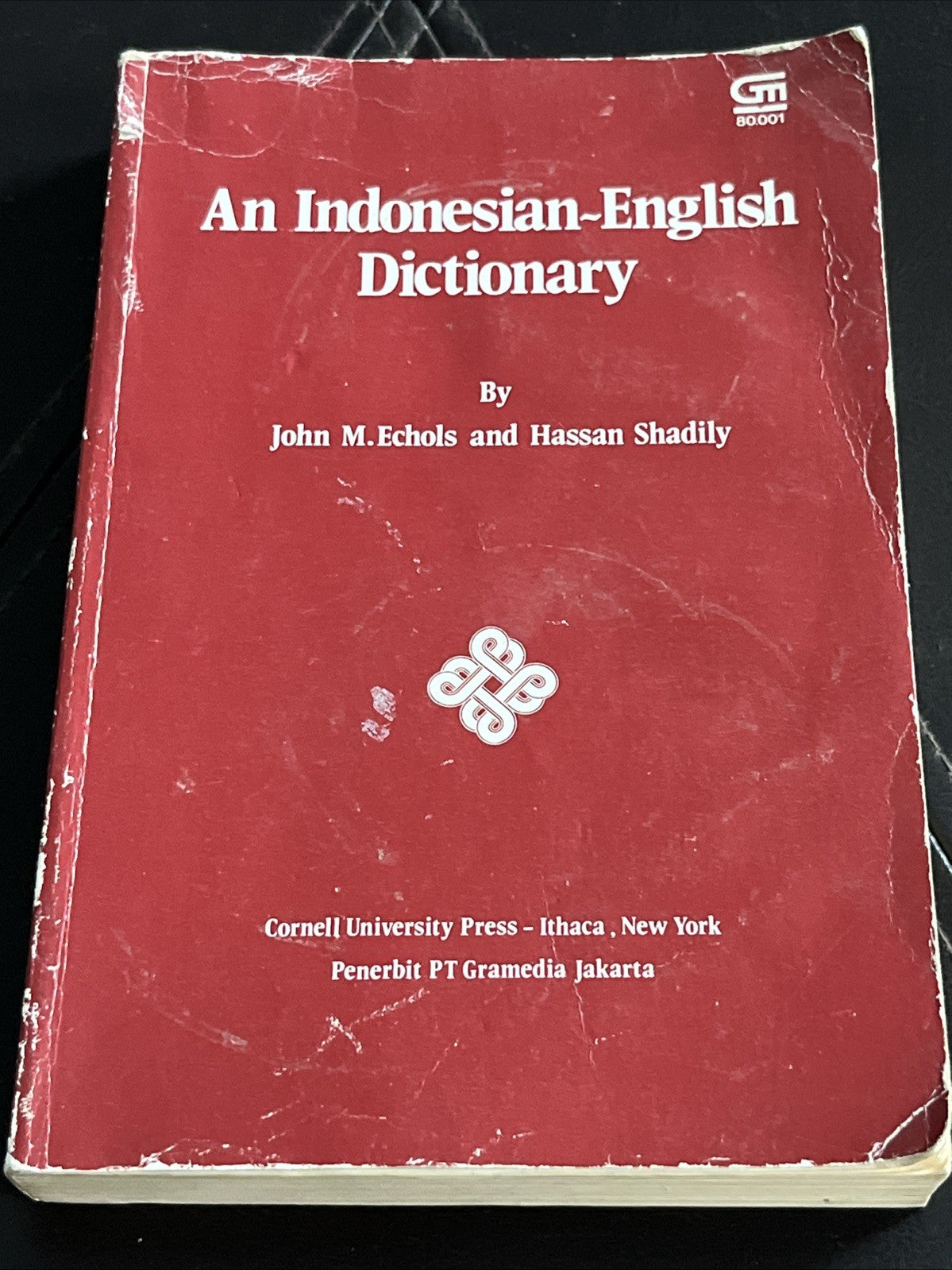 AN INDONESIAN-ENGLISH DICTIONARY By John M. Echols & Hassan Shadily - 1978