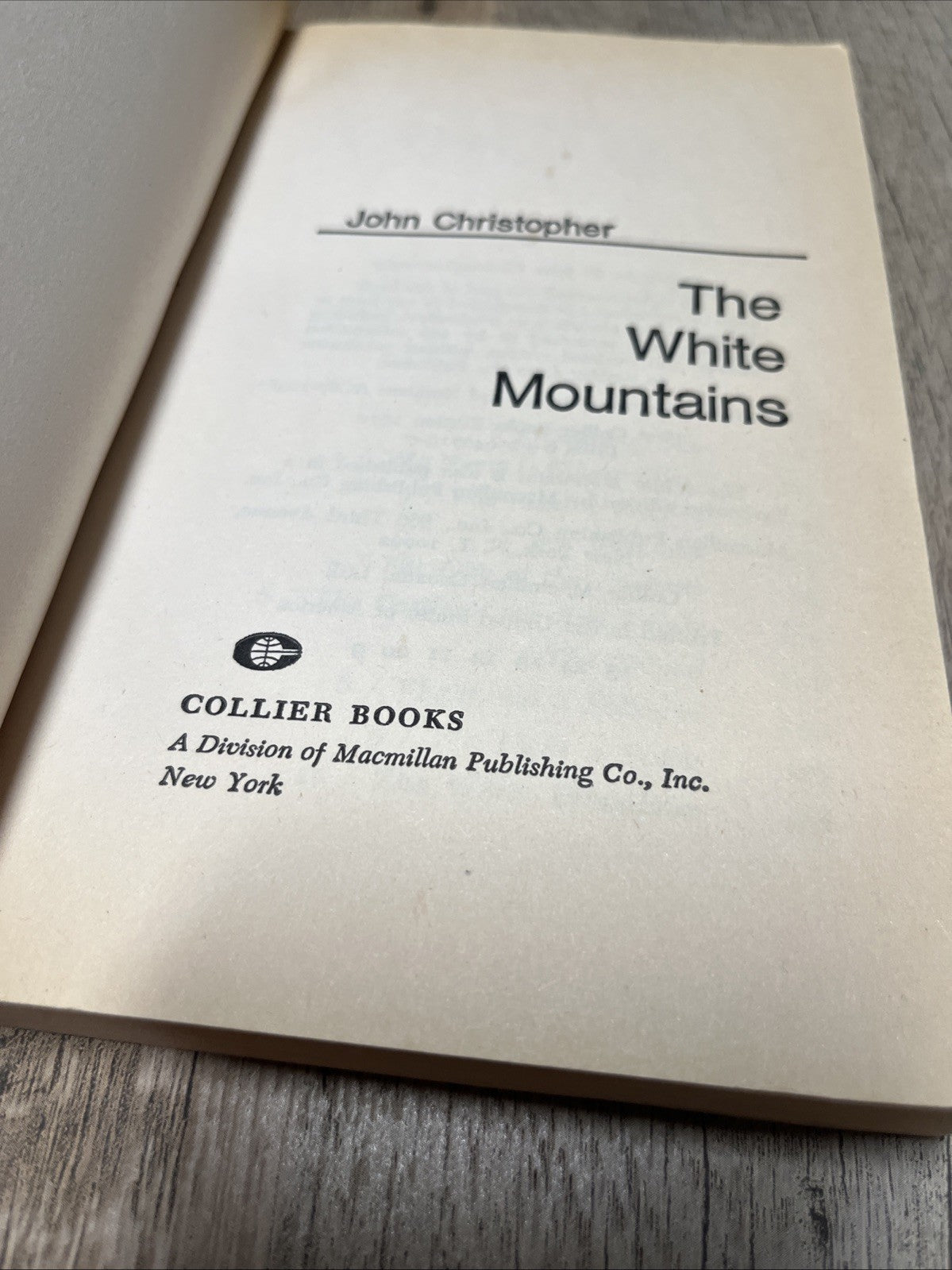 The White Mountains- John Christopher