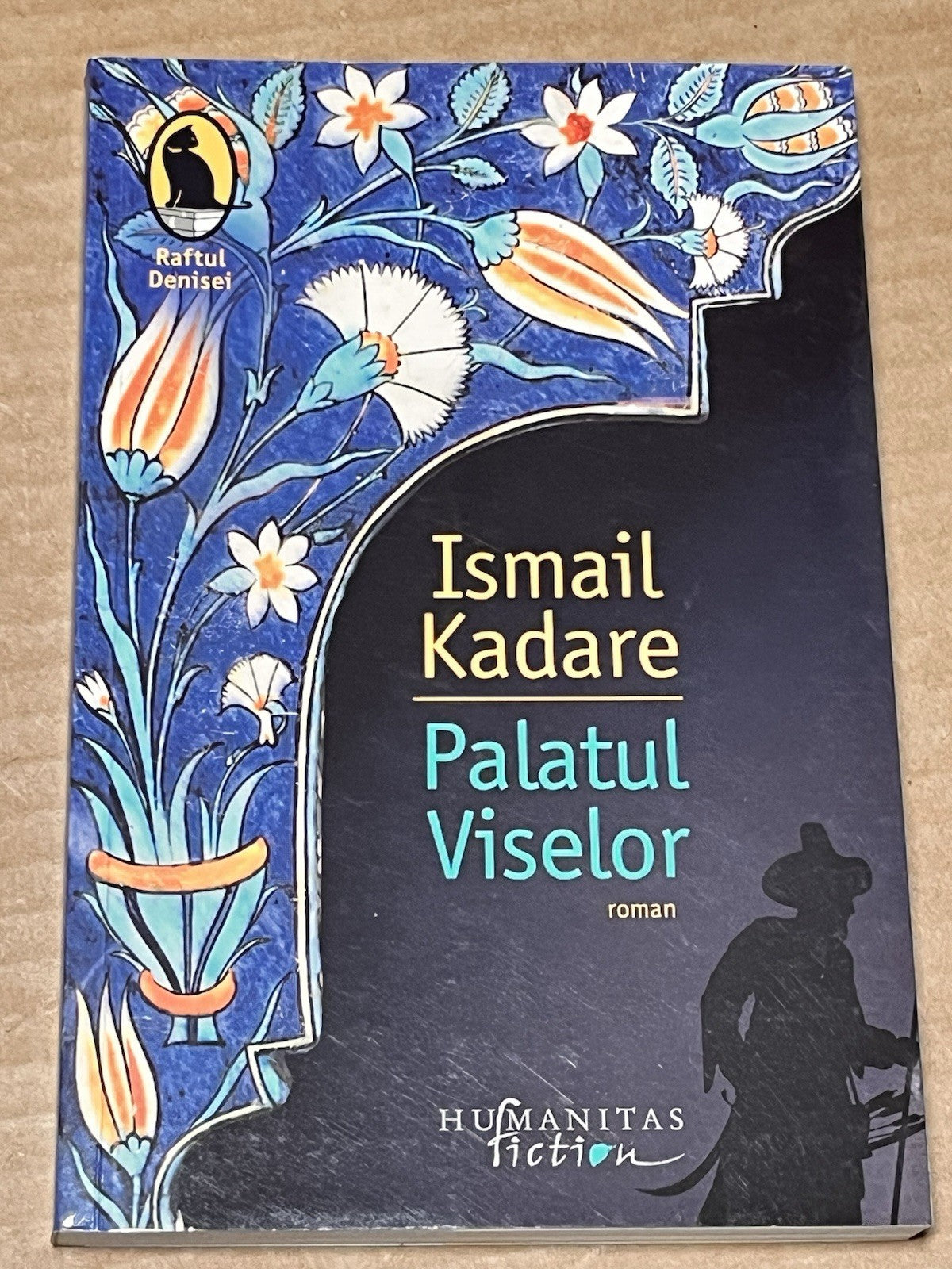 Romania Book Lot of 3 Palatul Viselor | În umbra lui Shakespeare | Străvechi..