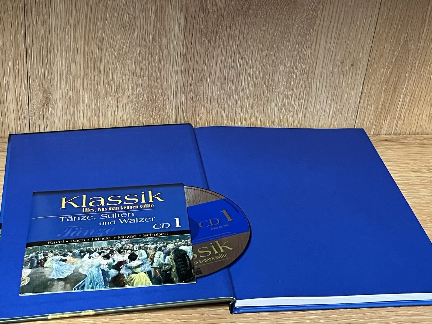 Klassik. Alles, was man kennen sollte, Tanze, Suiten Und Walzer 2-CD set
