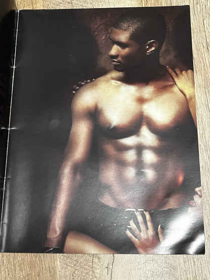 Usher 2010 OMG Live Show Photo Album