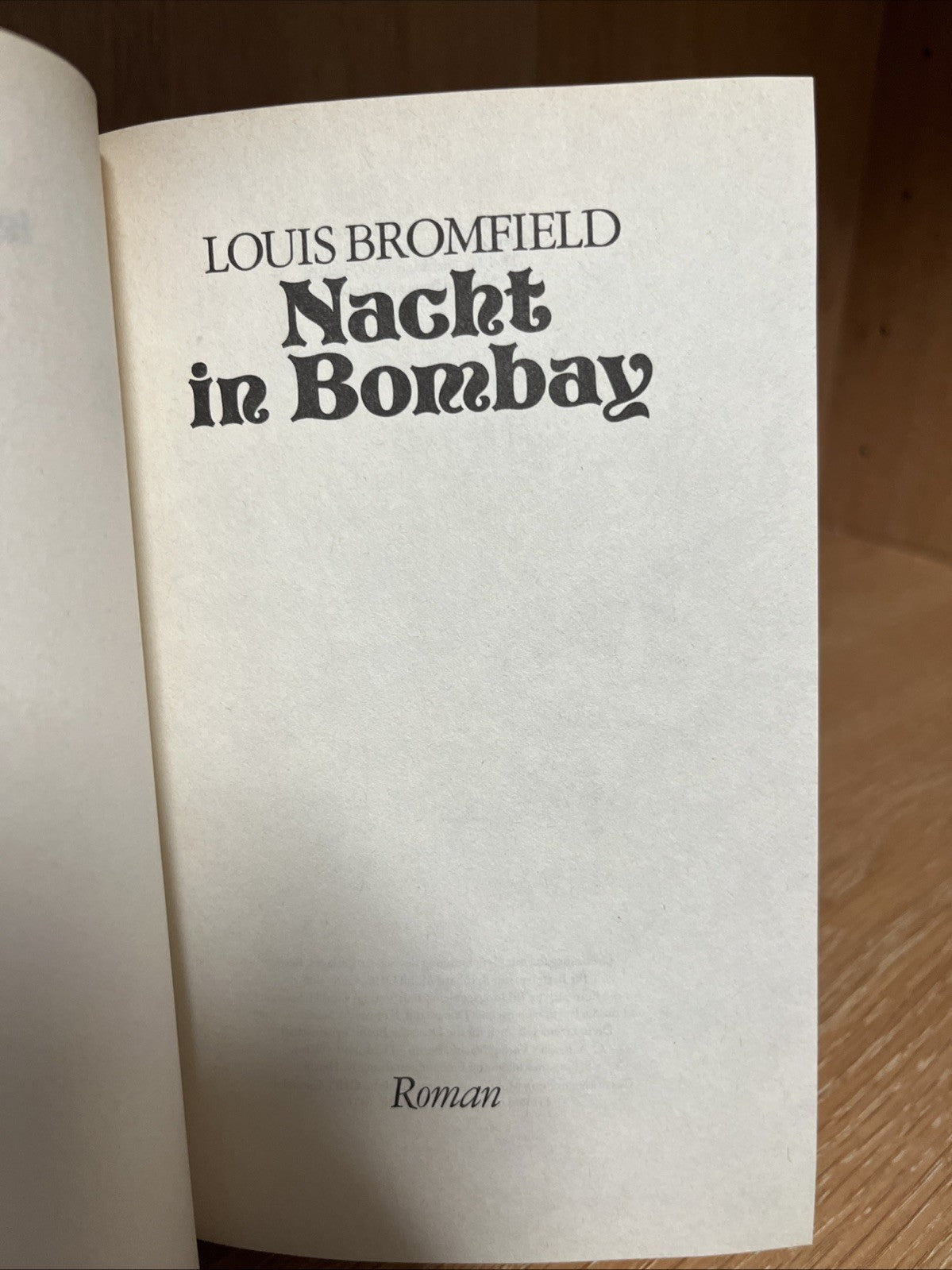 Nacht in Bombay, von Louis Bromfield
