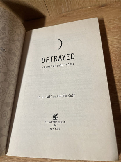 PC Cast Kristin Cast House Of Night Series Betrayed , Burned &  Hunted Set Of 3