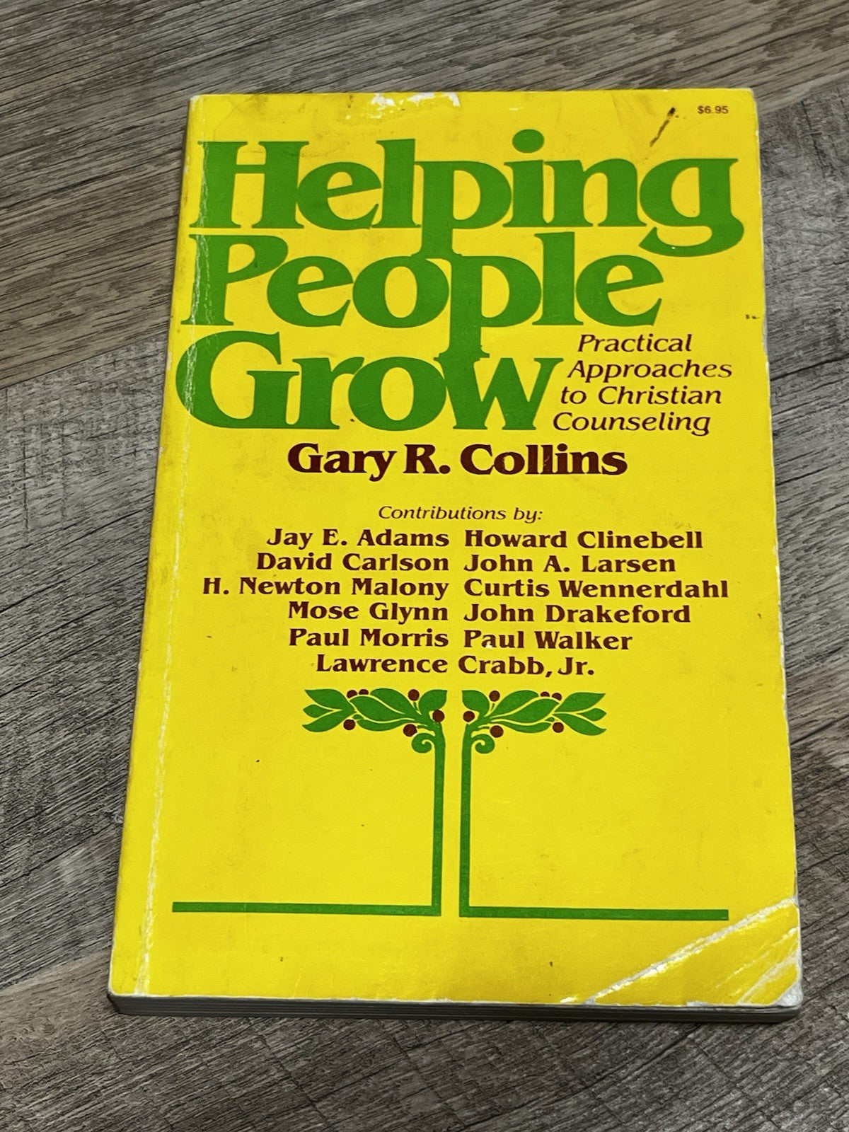 HELPING PEOPLE GROW: PRACTICAL APPROACHES TO CHRISTIAN By Gary R. Collins *VG+*