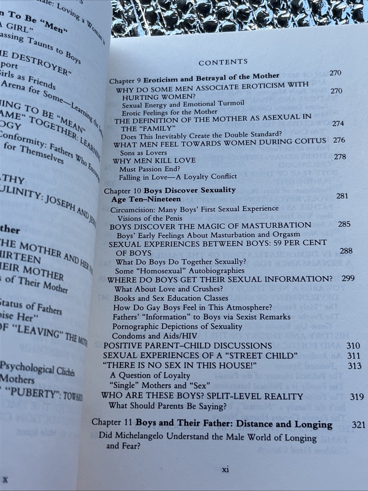 Hite Report on the Family: Growing up under Patriarchy by Shere Hite (English)