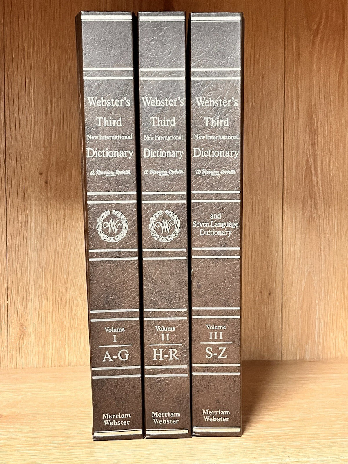 Webster’s Third New International Dictionary Unabridged & 7 Language Dictionary