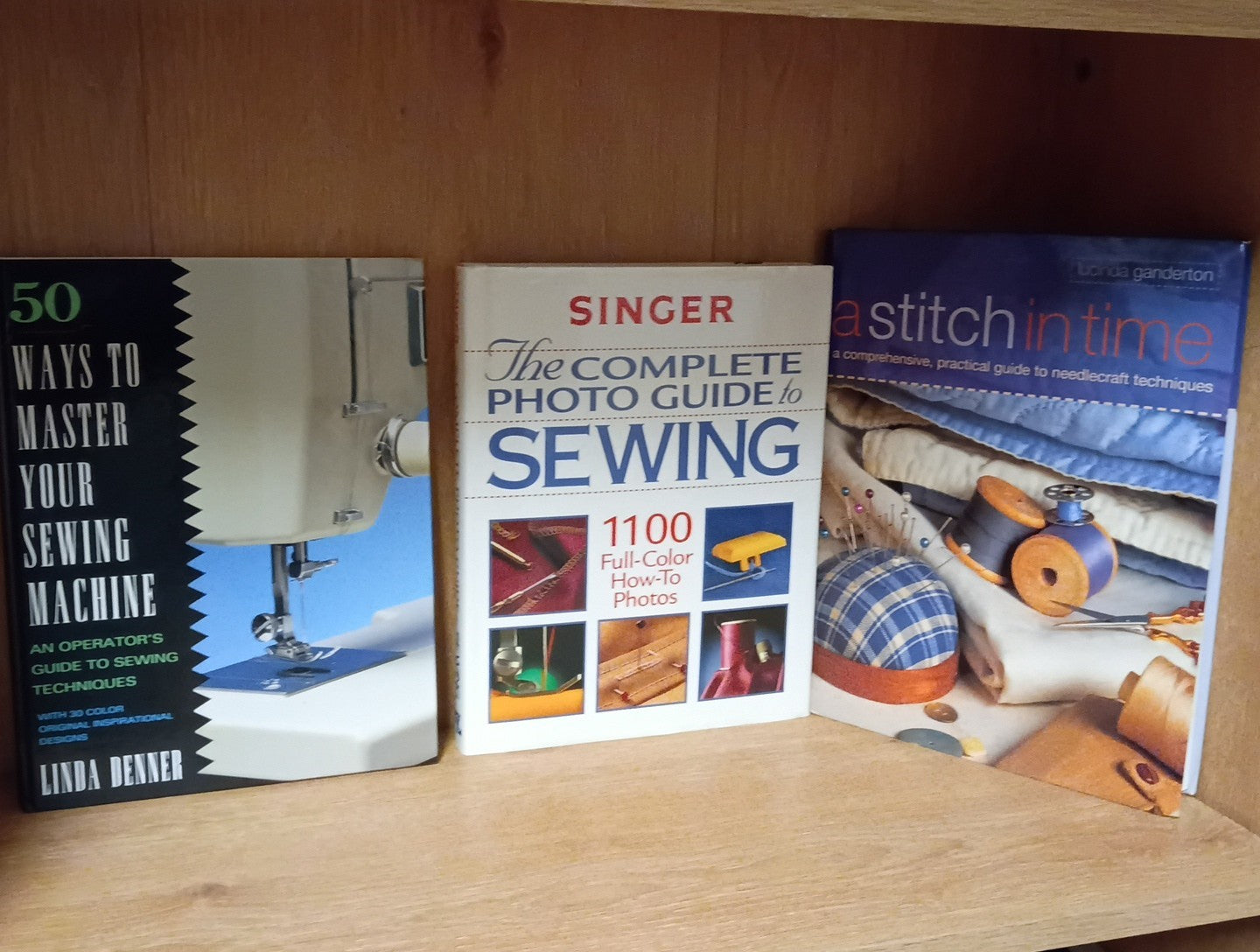 Lot  Of 3 Sewing Books -Stitchin , Master Your Sewing Machine Like New Condition
