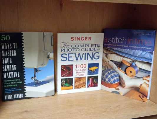 Lot  Of 3 Sewing Books -Stitchin , Master Your Sewing Machine Like New Condition