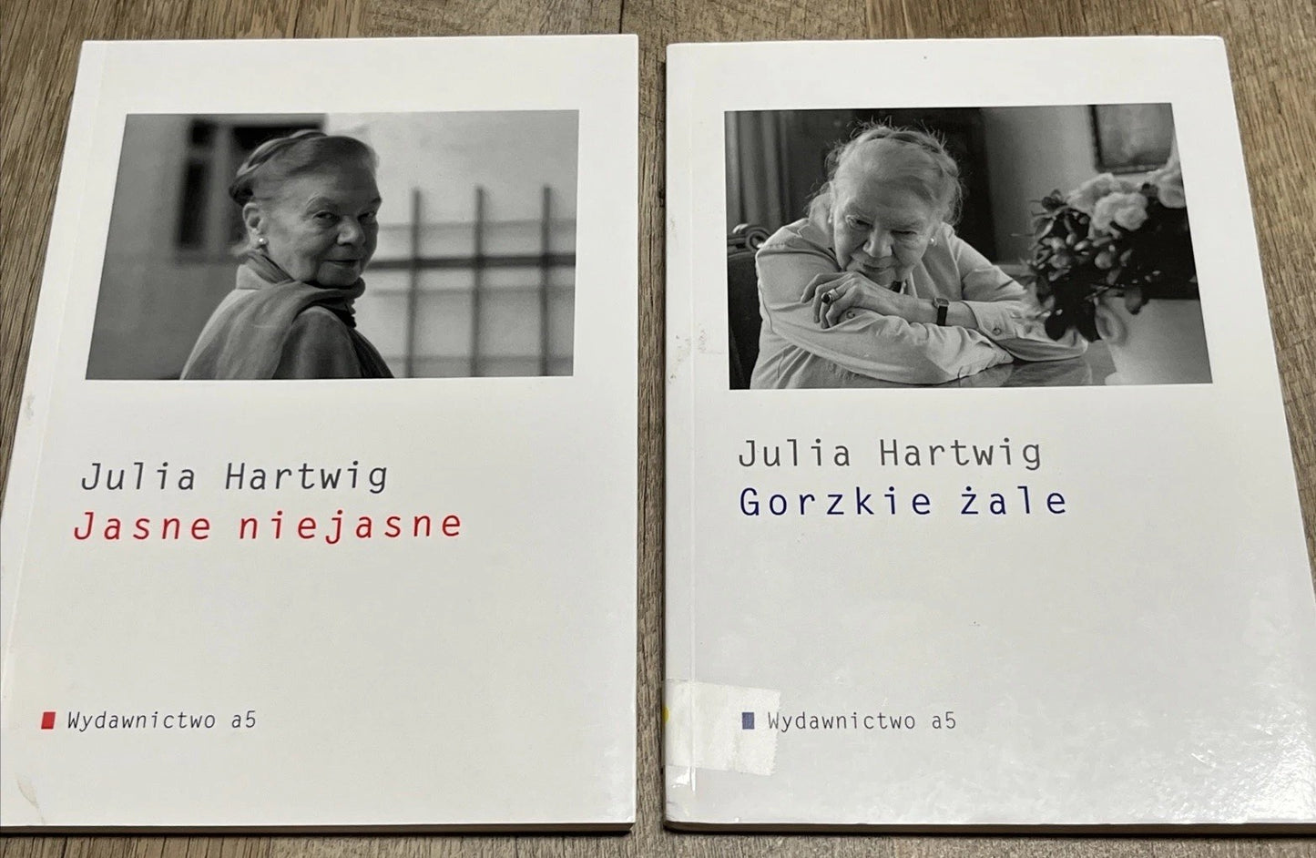 Julia Hartwig Jasne niejasne Und Gorzkie Żale