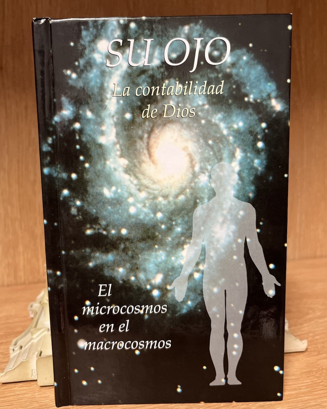 Su Ojo La Constabilidad De Dios, El Microcosmos en el Macrocosmos