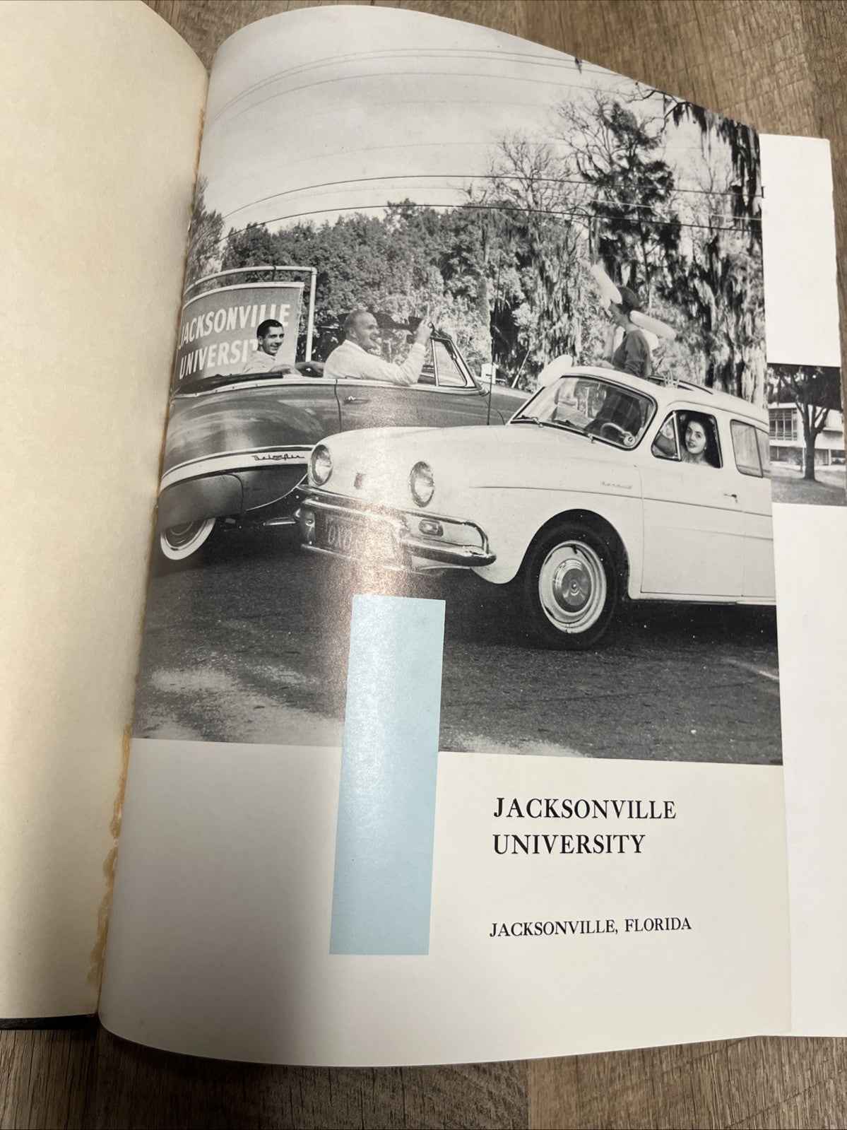 The 1960 Riparian Volume XI Jacksonville Florida Yearbook