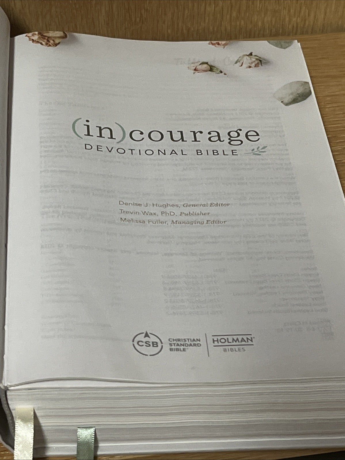 CSB (in)courage Devotional Bible Denise. J. Hughes C. S. B Holman Bible 2018