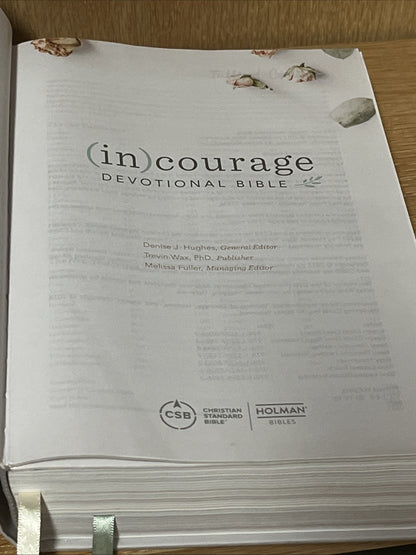 CSB (in)courage Devotional Bible Denise. J. Hughes C. S. B Holman Bible 2018