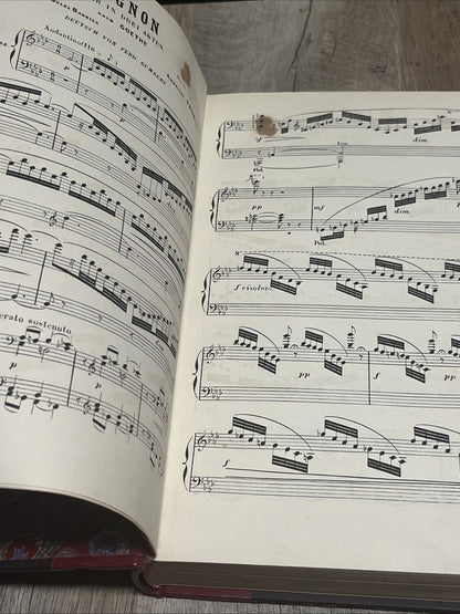 Mignon Opéra en Trois Actes Musique De  Ambroise Thomas Paroles de Michel Carré