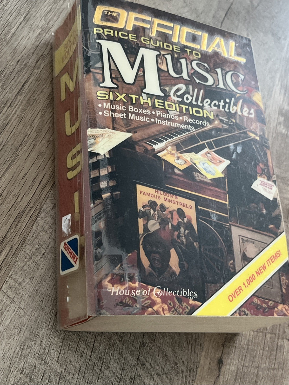 Official Price Guide to Music Collectibles Sixth Edition Music Boxes. Piano.more