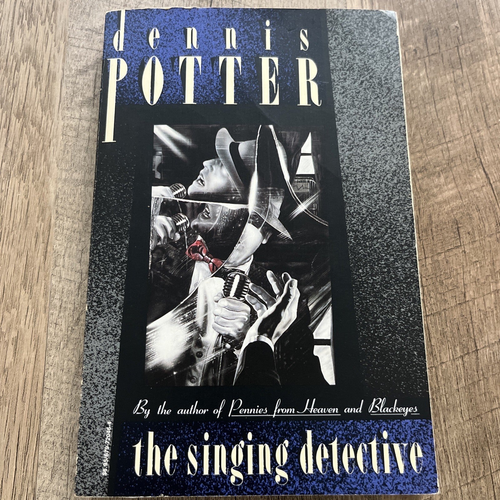 Dennis Potter: The Singing Detective (Unabridged text of the television series)