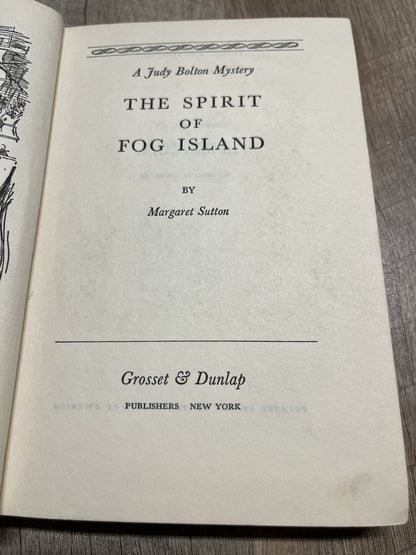 A Judy Bolton Mystery “The Spirit Of Fog Island” 1st Ed Margaret Sutton 1951