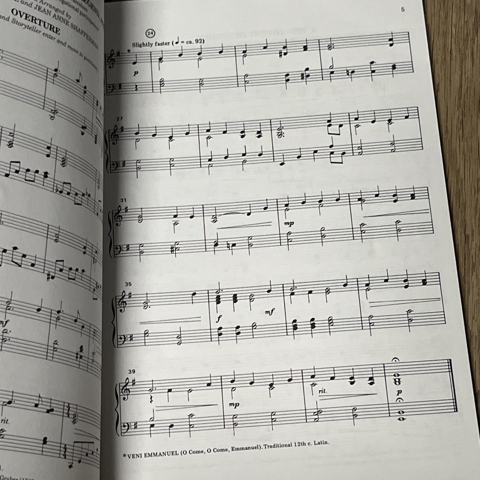 The Living Crèche The Christmas Story in Scripture, Legend and Song SATB