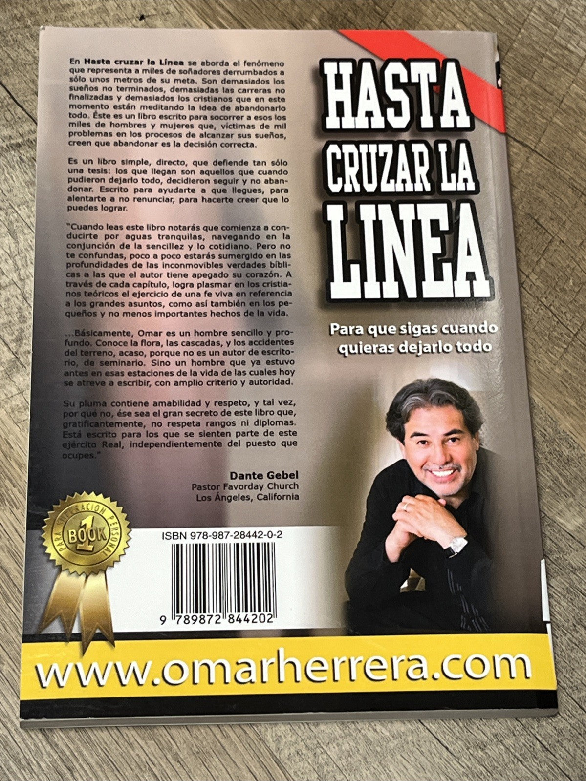 Hasta cruzar la linea Omar Herrera (Spanish Edition)