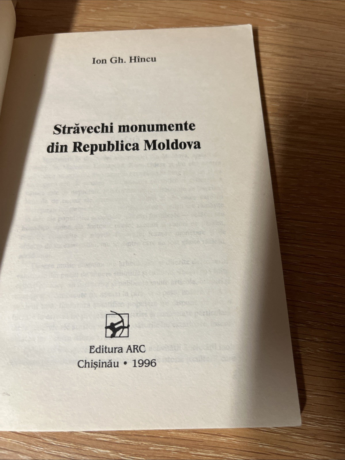 Romania Book Lot of 3 Palatul Viselor | În umbra lui Shakespeare | Străvechi..