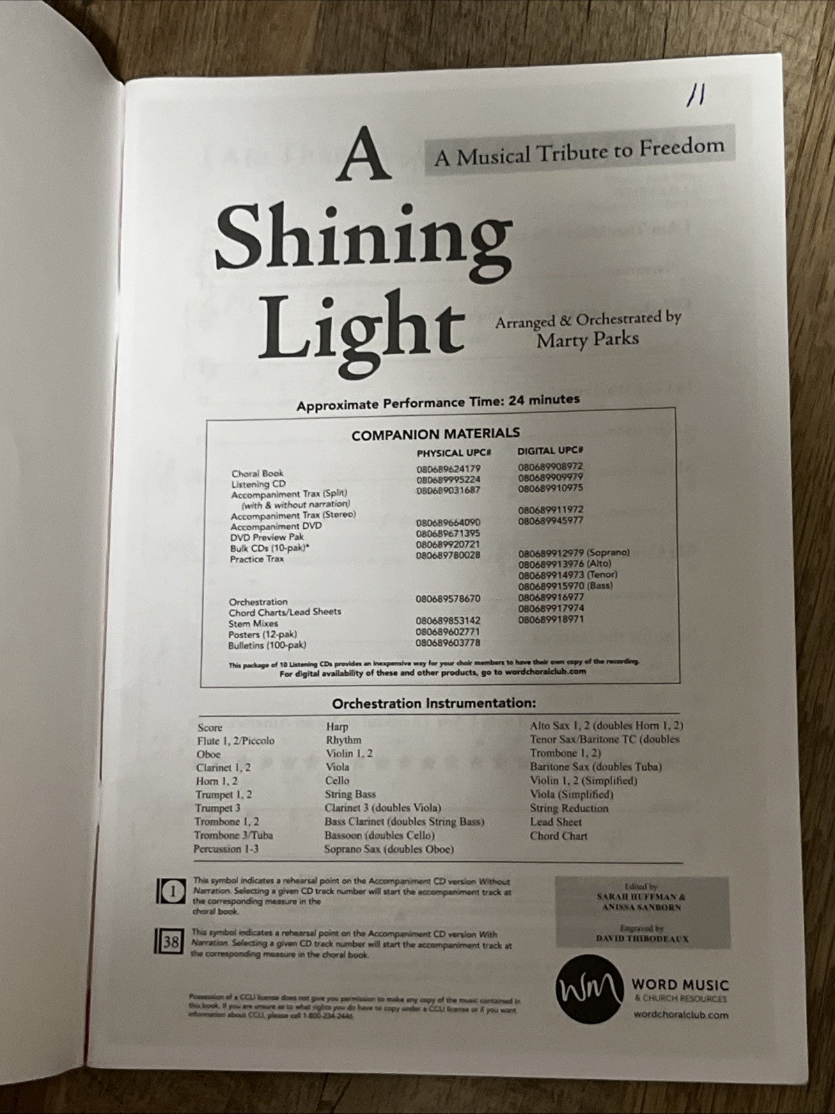 A Shining Light : A Musical Tribute to Freedom Book Marry Parks