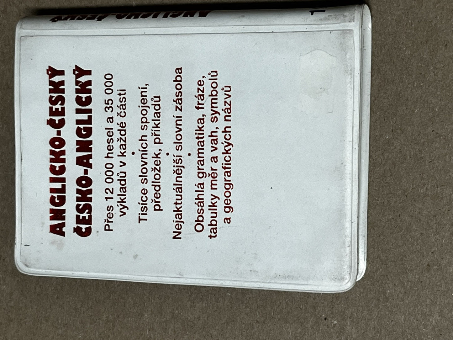 ANGLICKO-CZECH AND CZECH-ENGLISH DICTIONARY By Martin Knezovic (1994)