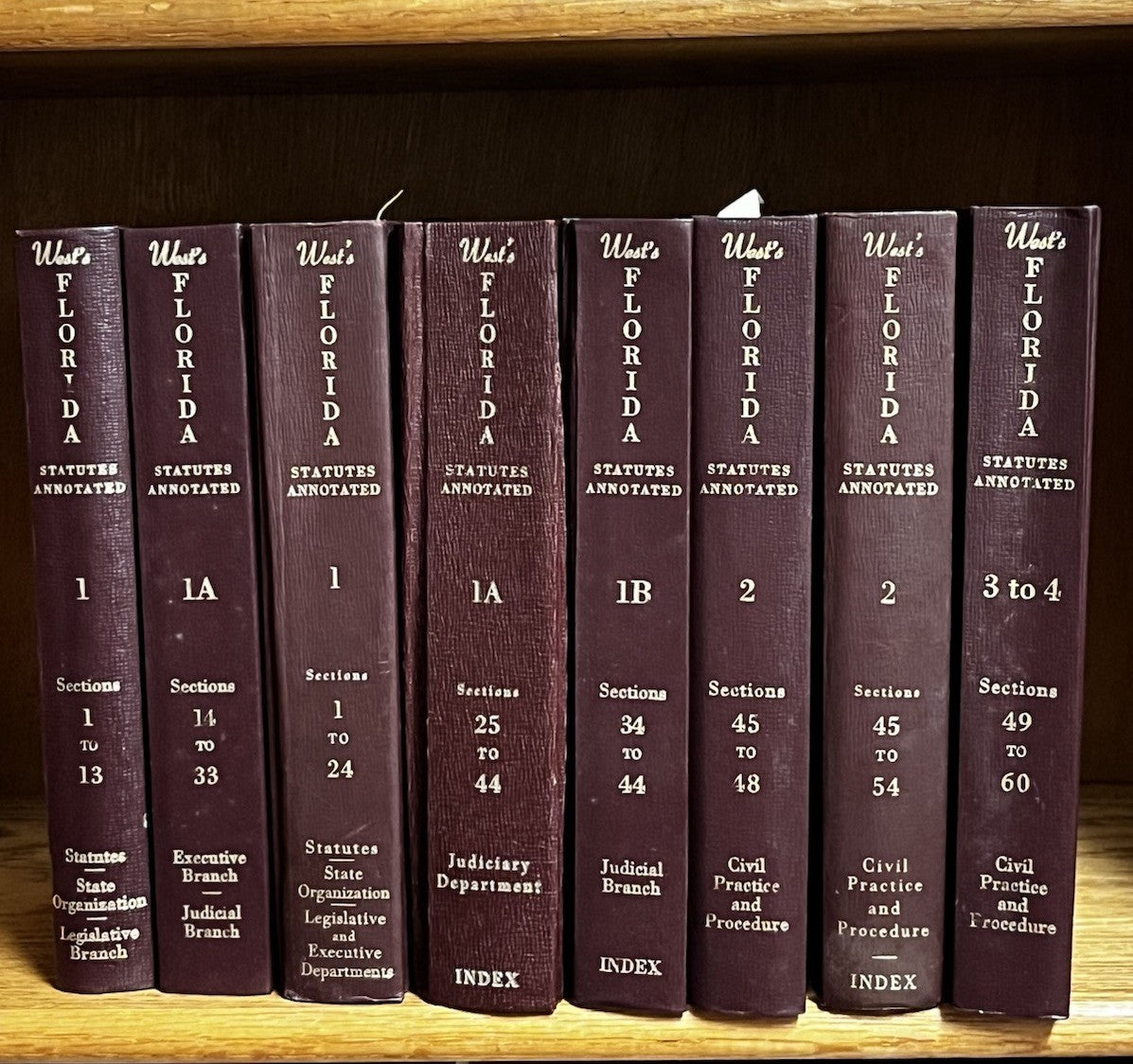 8 West’s Florida Statutes Annotated,Legal Reference Book Office Decor  Vol 1 - 4